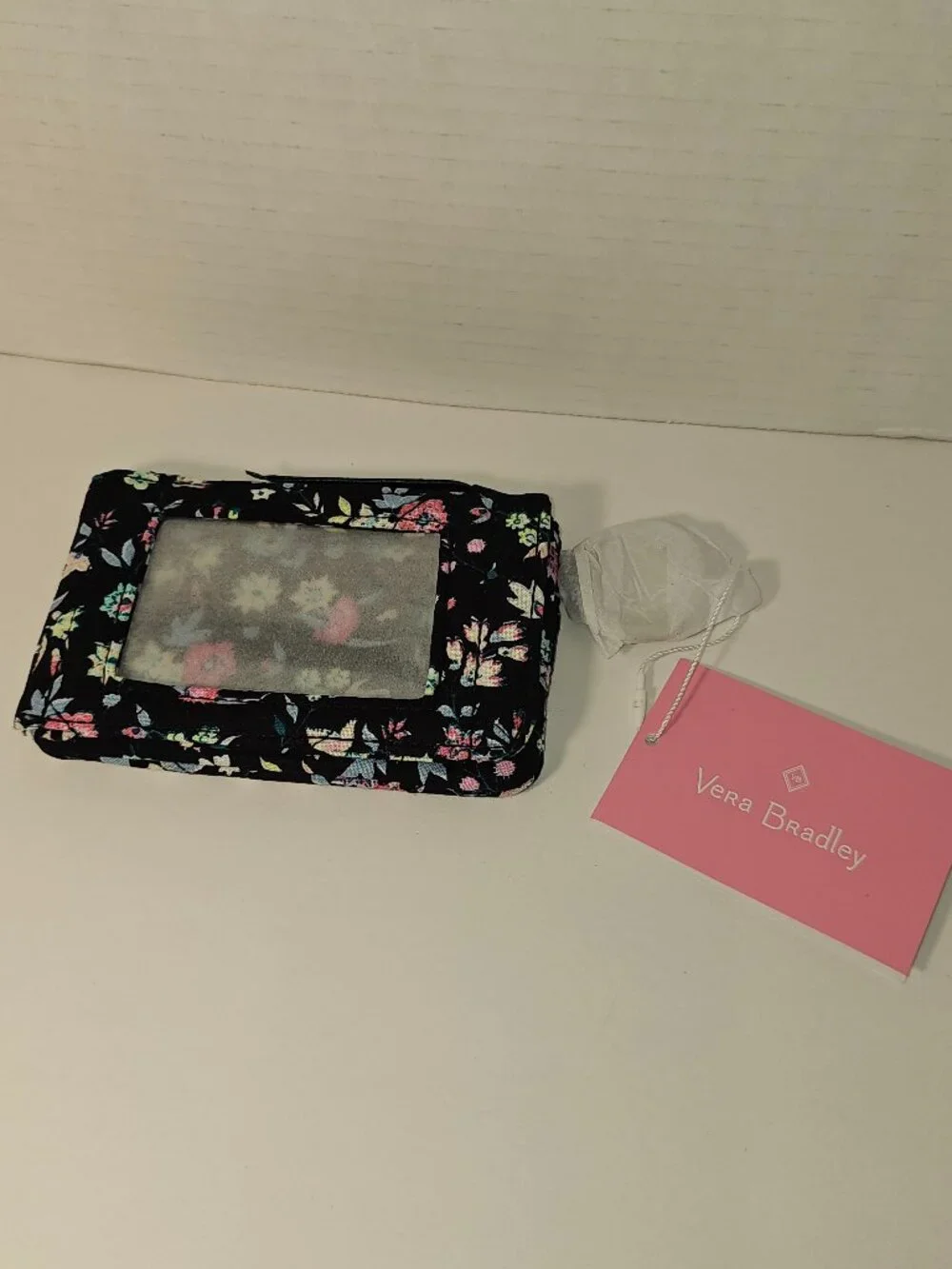 NWT Vera Bradley RFID Deluxe Zip ID Case Lanyard Botanical Ditsy Keychain Wallet